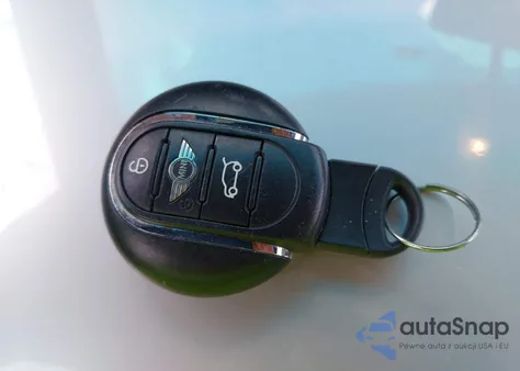 2016 Mini Convertible Cooper из США, поврежденный, VIN WMWWG5C5XG3A83276